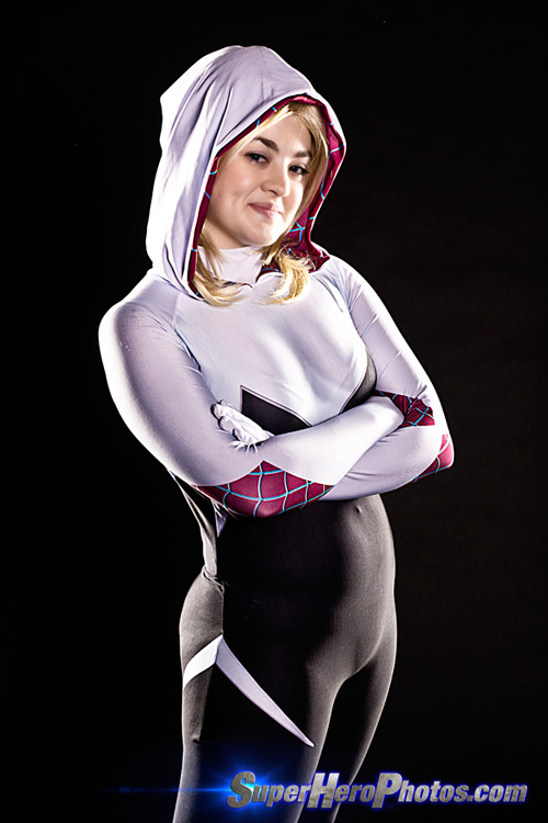 Spider Gwen - Cosplay por Clarissa Wilkins