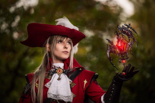 Red Mage FFXIV Cosplay - por Chezah