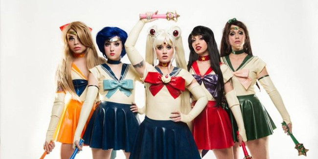 Sailor Moon, Latex cosplay de grupo