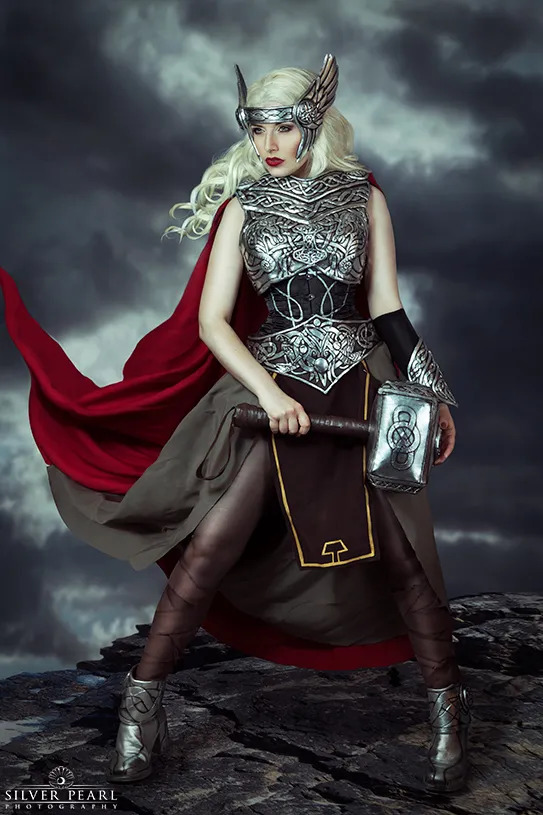 Thor Jane Foster cosplay por La Esmeralda