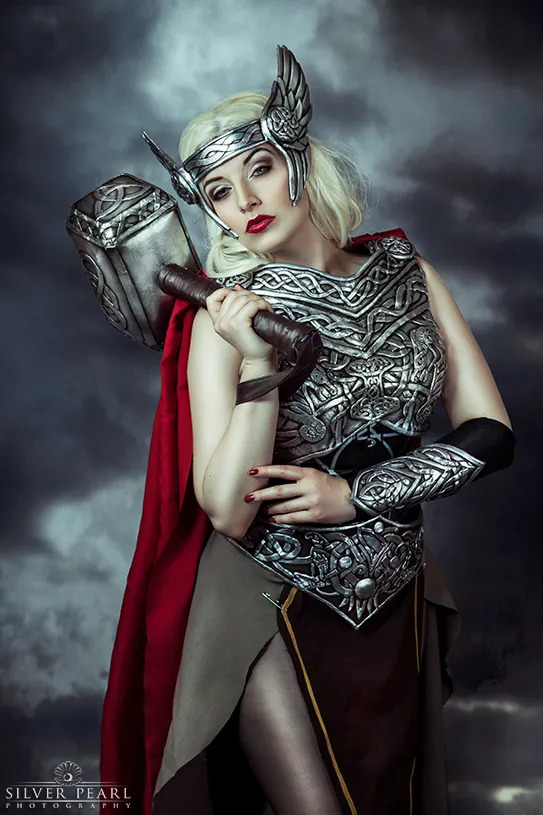 Thor Jane Foster cosplay por La Esmeralda