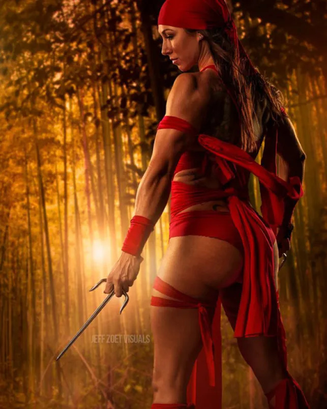 Elektra cosplay