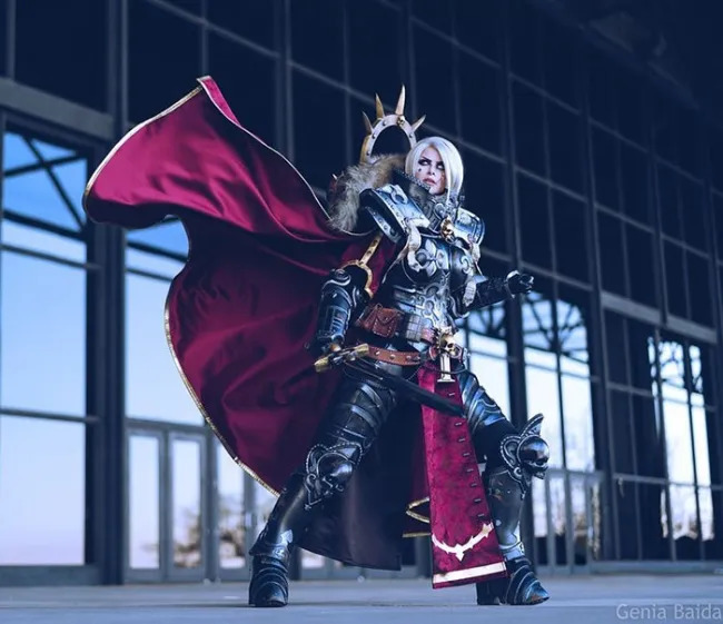 Sister of Battle Warhammer 40k cosplay by Kinpatsu