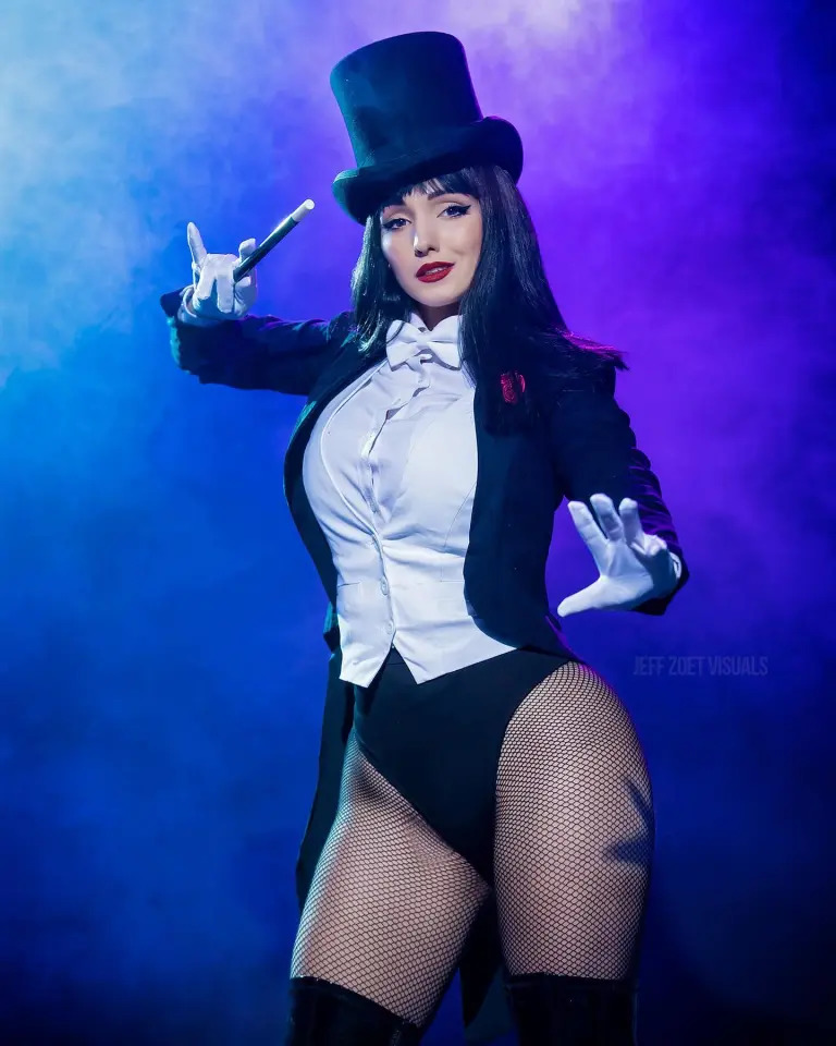 Zatanna cosplay por Ms Margaret Jean