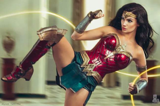 Wonder Woman cosplay by Alyson Tabbitha