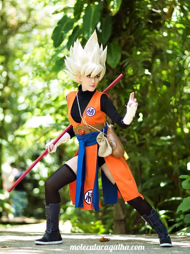 Goku genderbend cosplay por MolecularAgatha