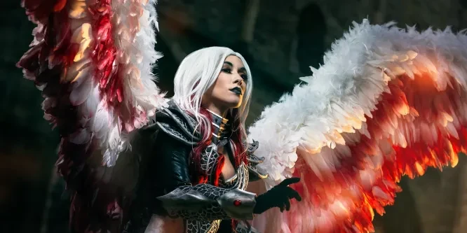 Avacyn cosplay