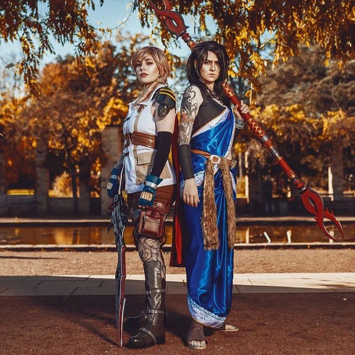 Fang and Lightning cosplay