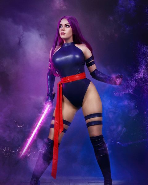 Psylocke cosplay