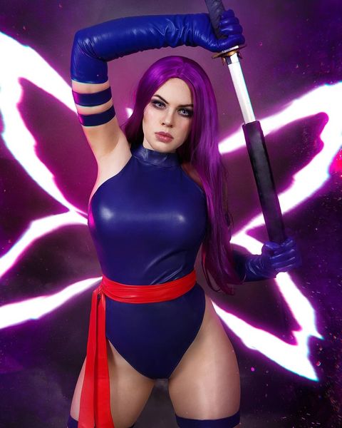 Psylocke cosplay