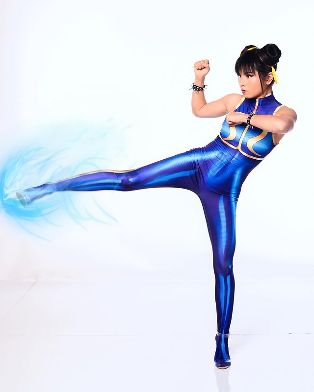 Chun-Li cosplay por Paris Cosplay