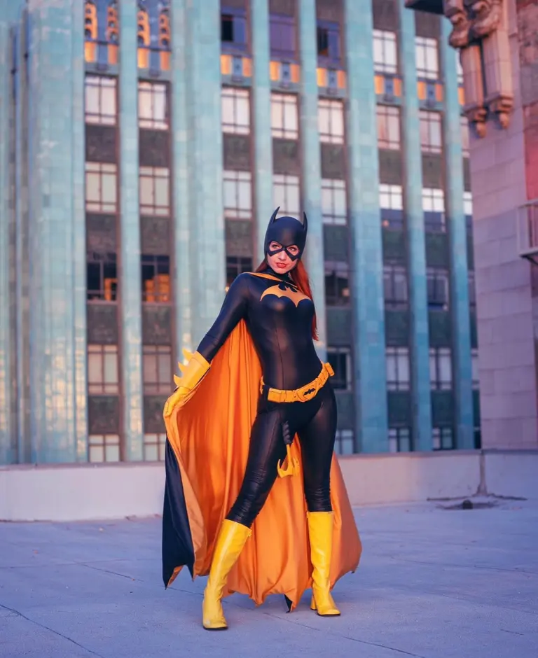Batgirl cosplay por Amanda Lynne