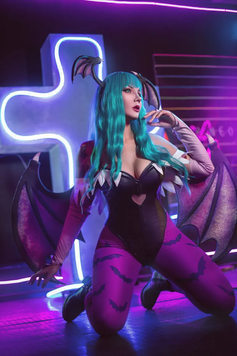 Morrigan Aensland cosplay por Kira Winter