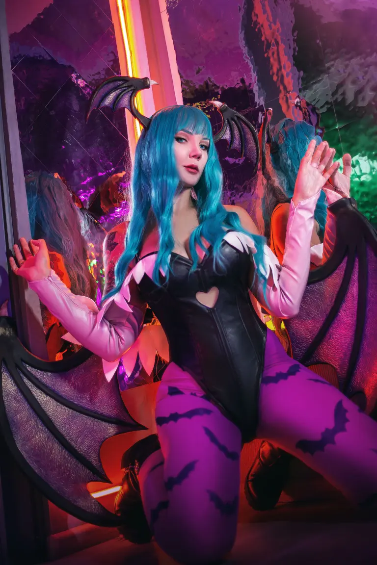 Morrigan Aensland cosplay por Kira Winter