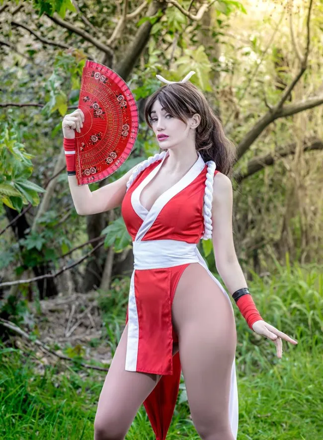 Mai Shiranui cosplay por Sophie Valentine