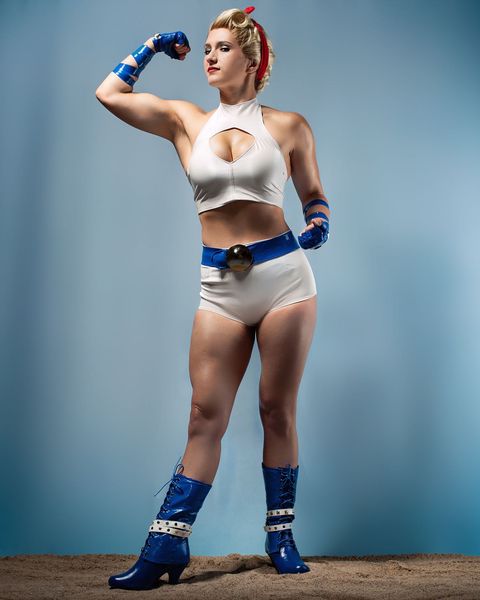 Poderosa DC Bombshell cosplay por Nerdy Nereid