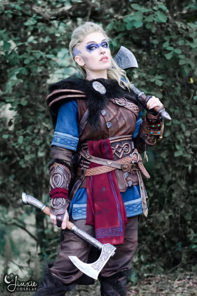 Eivor Assassins Creed Valhalla cosplay por Jinxie