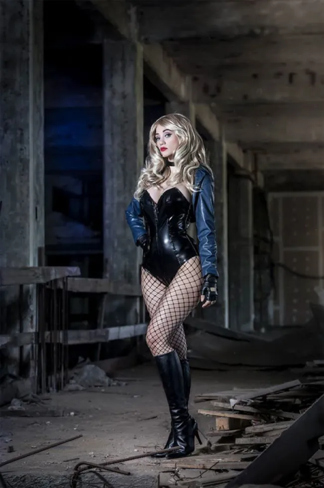 Black Canary cosplay by Sophie Valentine