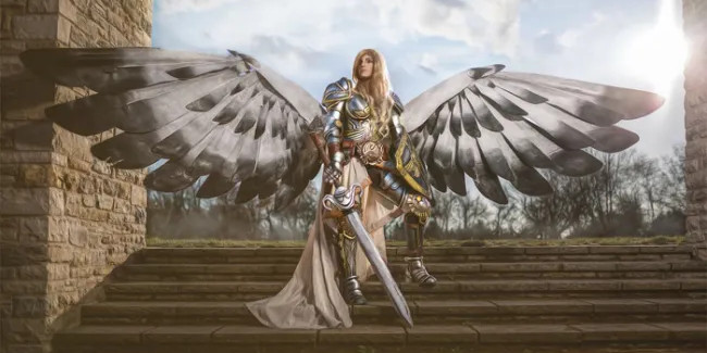 Serra Angel cosplay