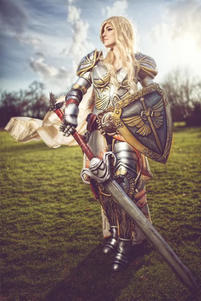 Anjo Serra Magic The Gathering cosplay por Lara Wegenaer