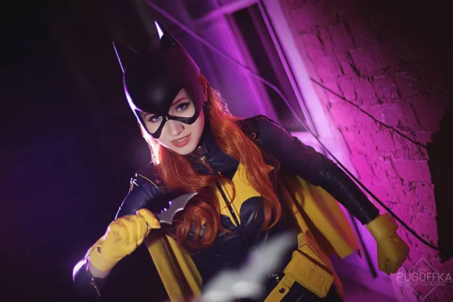 Batgirl cosplay por VERT