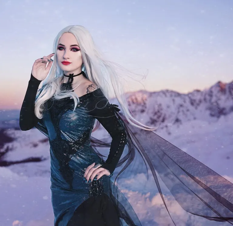 Elsa cosplay gótico por Blue Astrid