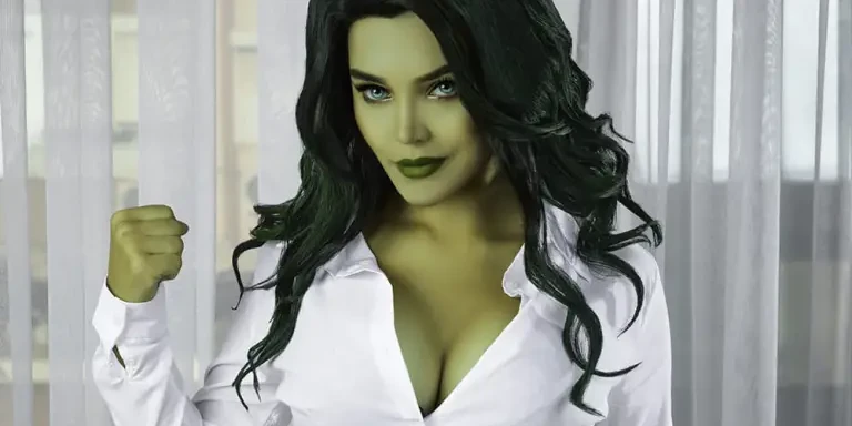 She-Hulk cosplay