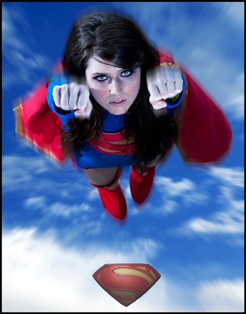 Supergirl  cosplay por Cody Kreul