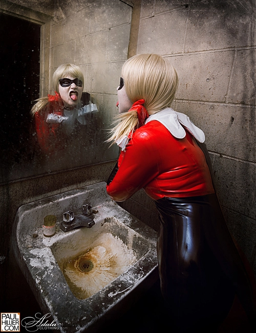 Harley Quinn Cosplay por Vudu Juju