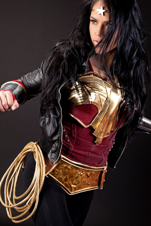 Mulher Maravilha - cosplay por Sarah Scott