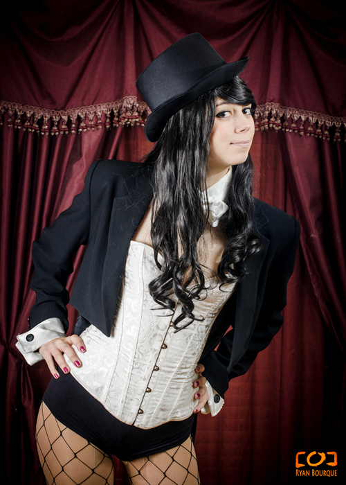 Zatanna cosplay por Uncanny Megan