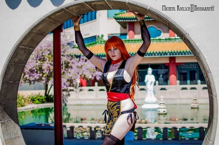 Kasumi - cosplay por Cheyenne Rayne