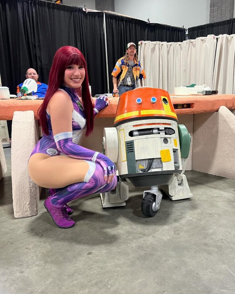 Estelar - cosplay por Feral Space Girl