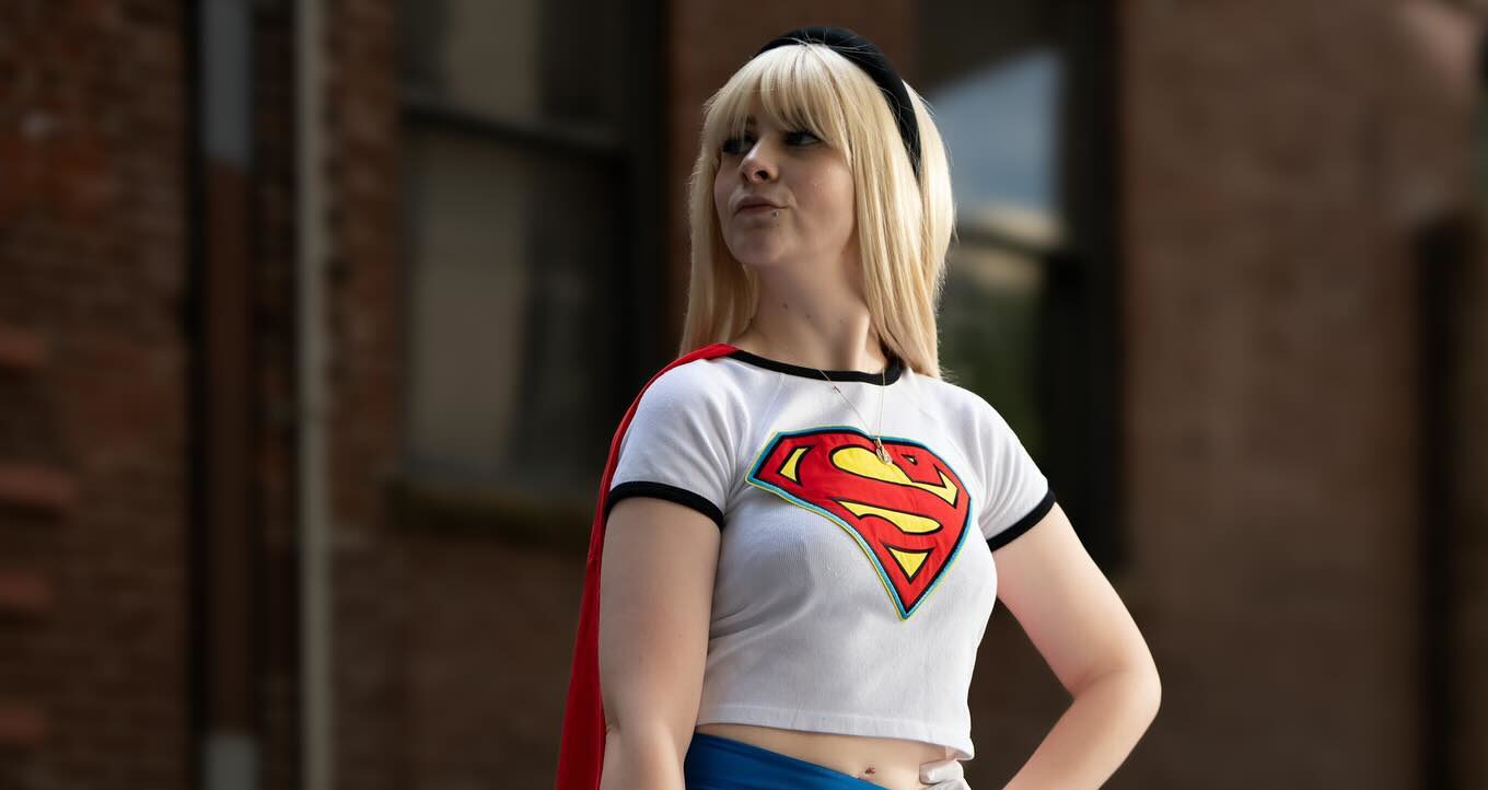 Supergirl cosplay