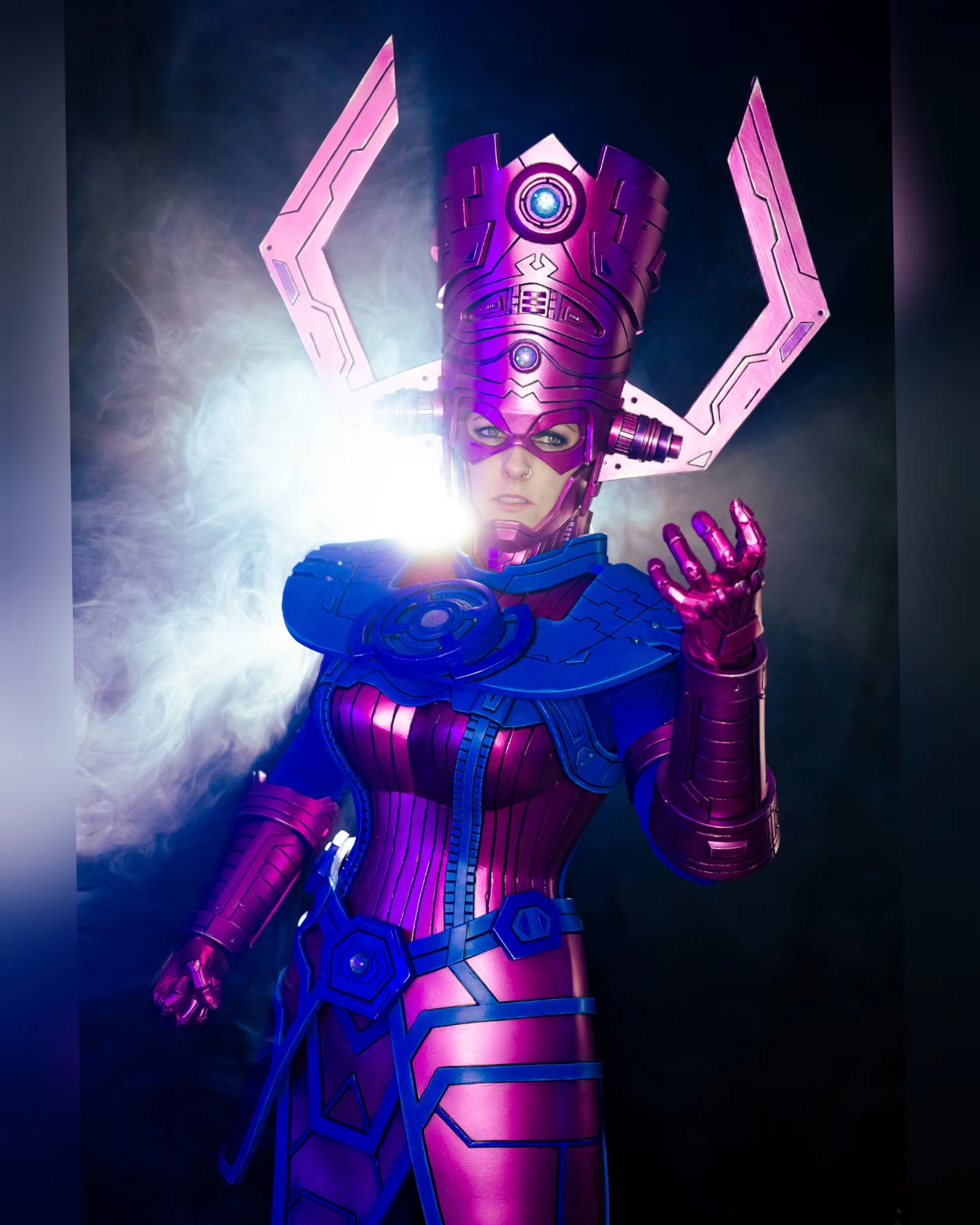 Galactus coslpay por Ceciliosaurus