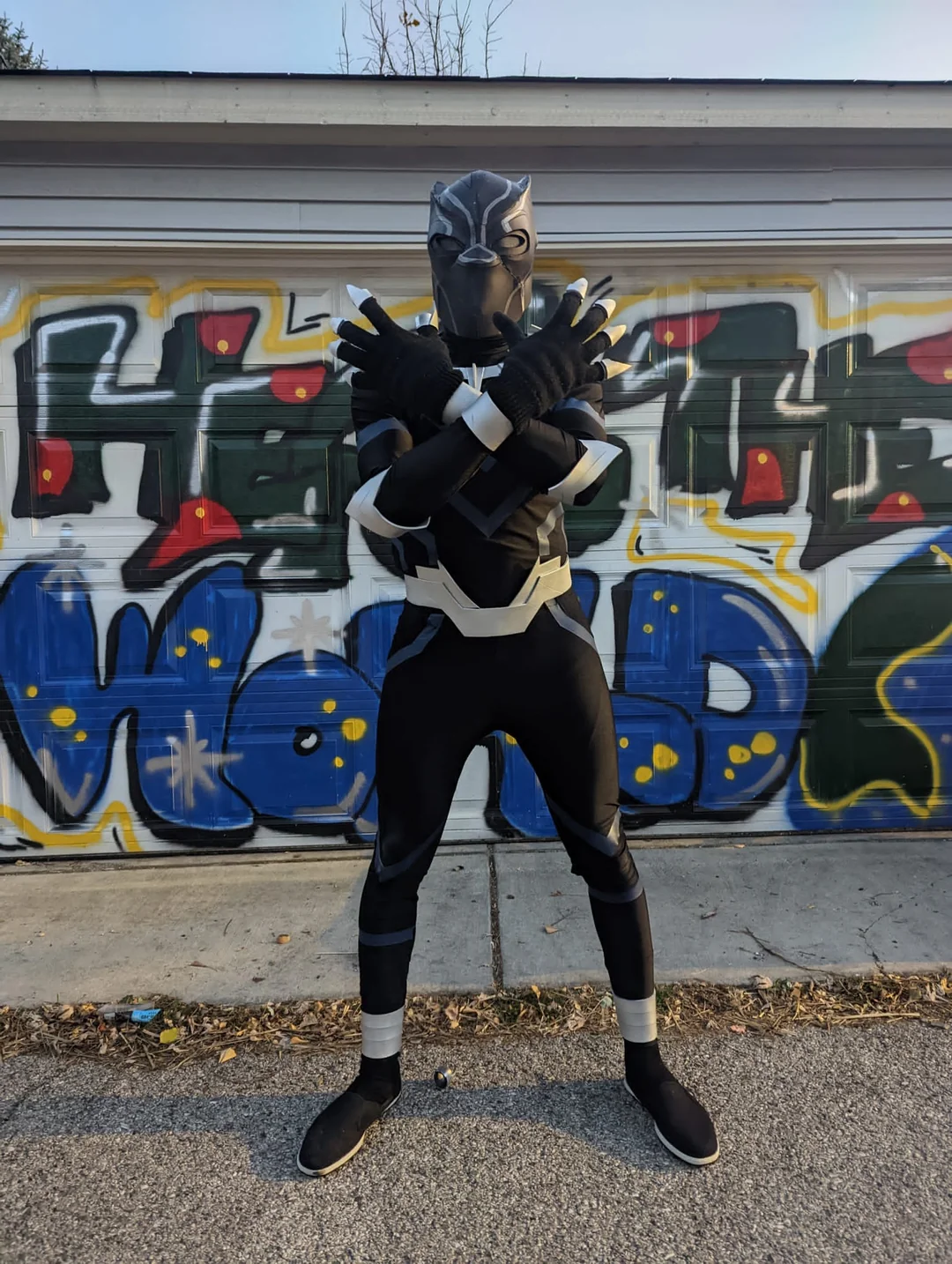 Pantera Negra cosplay - Emcee Monte & the Cosplay DJs