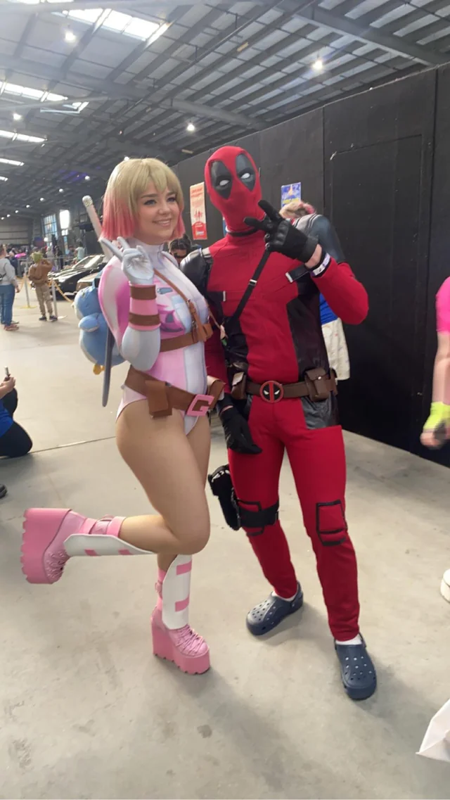 Gwenpool cosplay por gracelyn