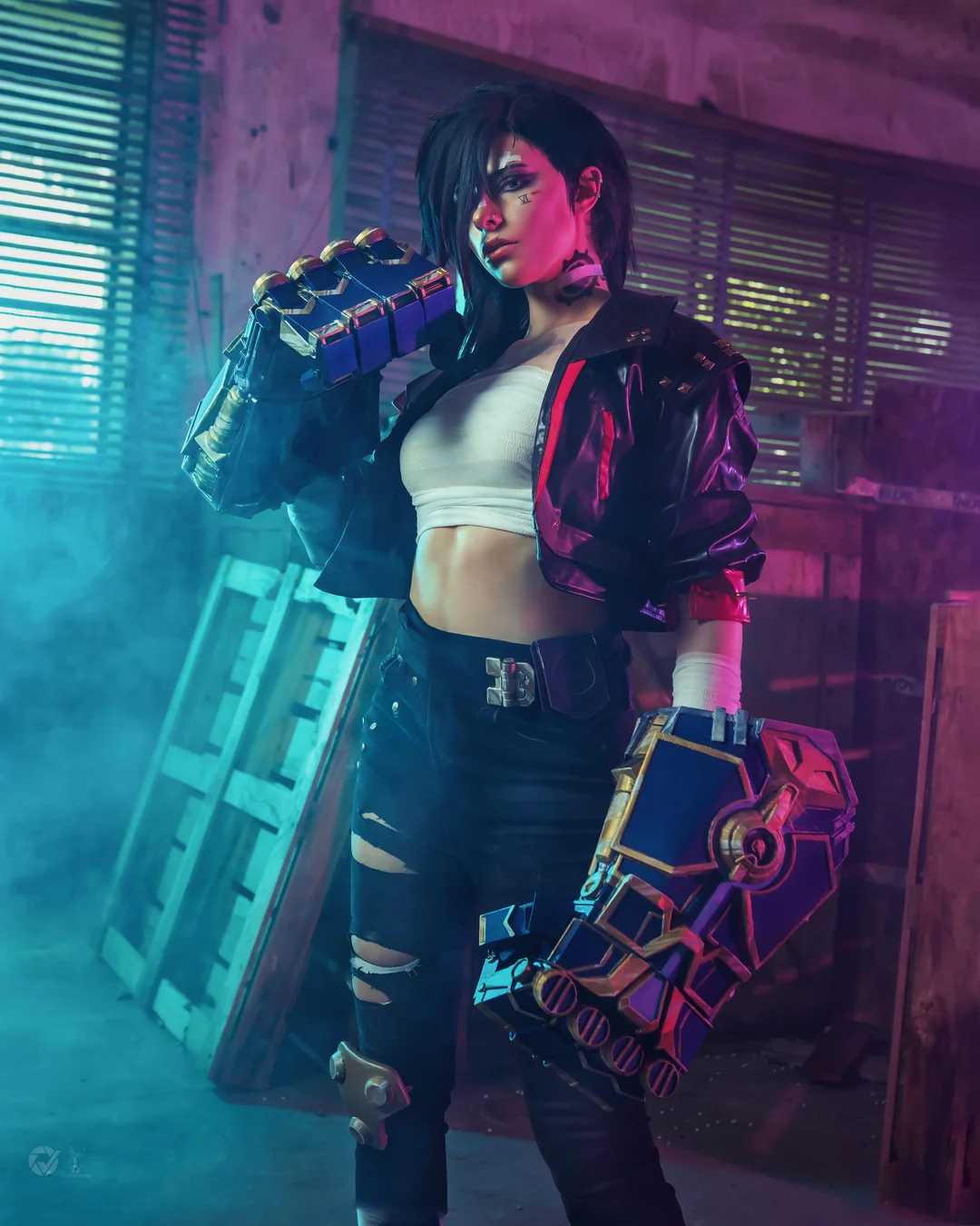 Vi from League of Legends Arcane cospay por Curly Natsu