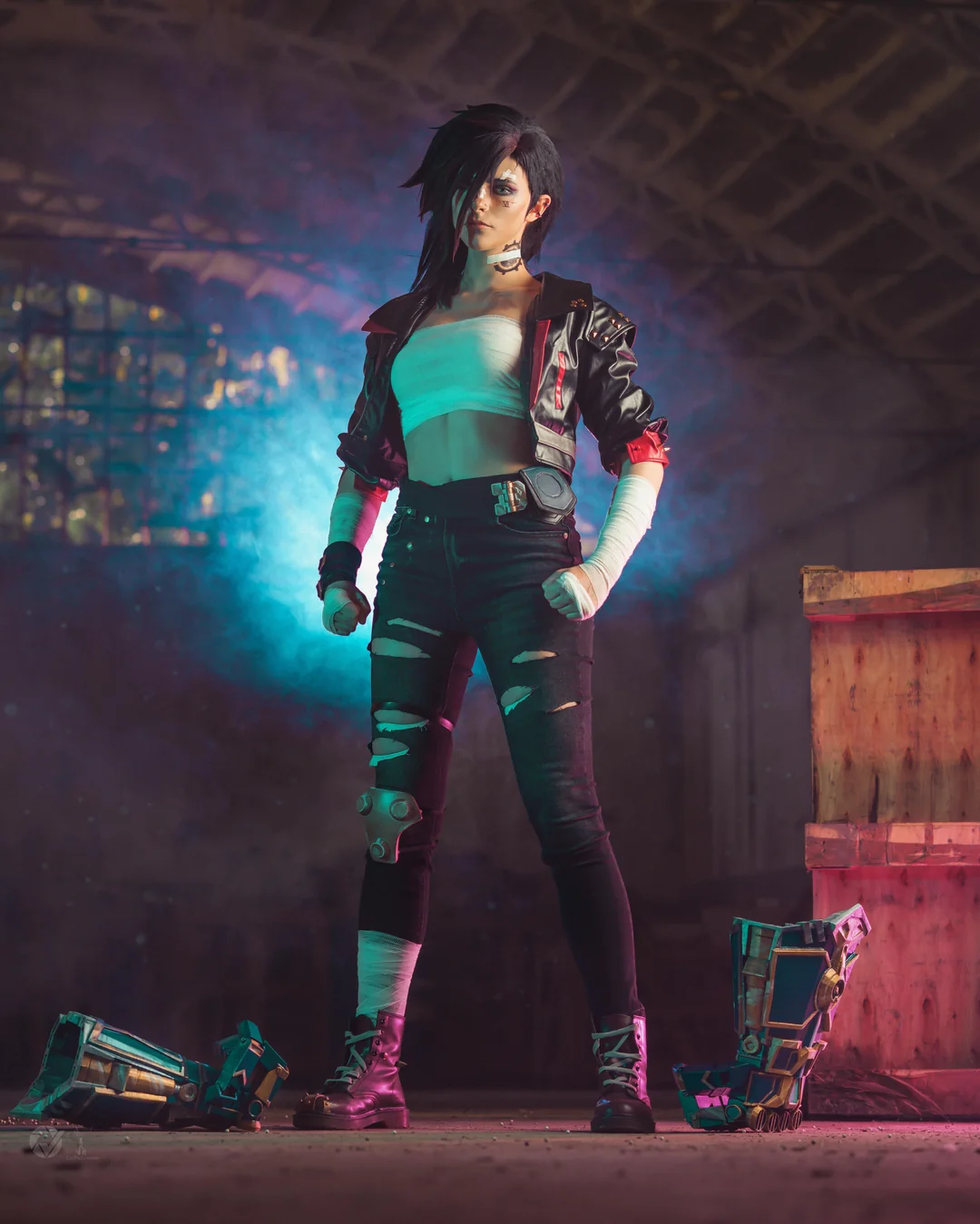 Vi from League of Legends Arcane cospay por Curly Natsu