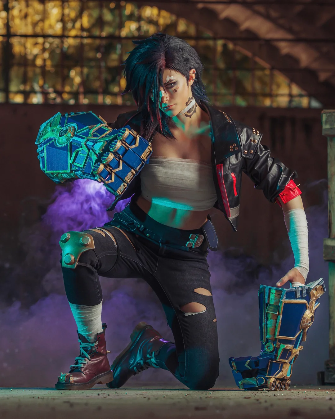 Vi from League of Legends Arcane cospay por Curly Natsu