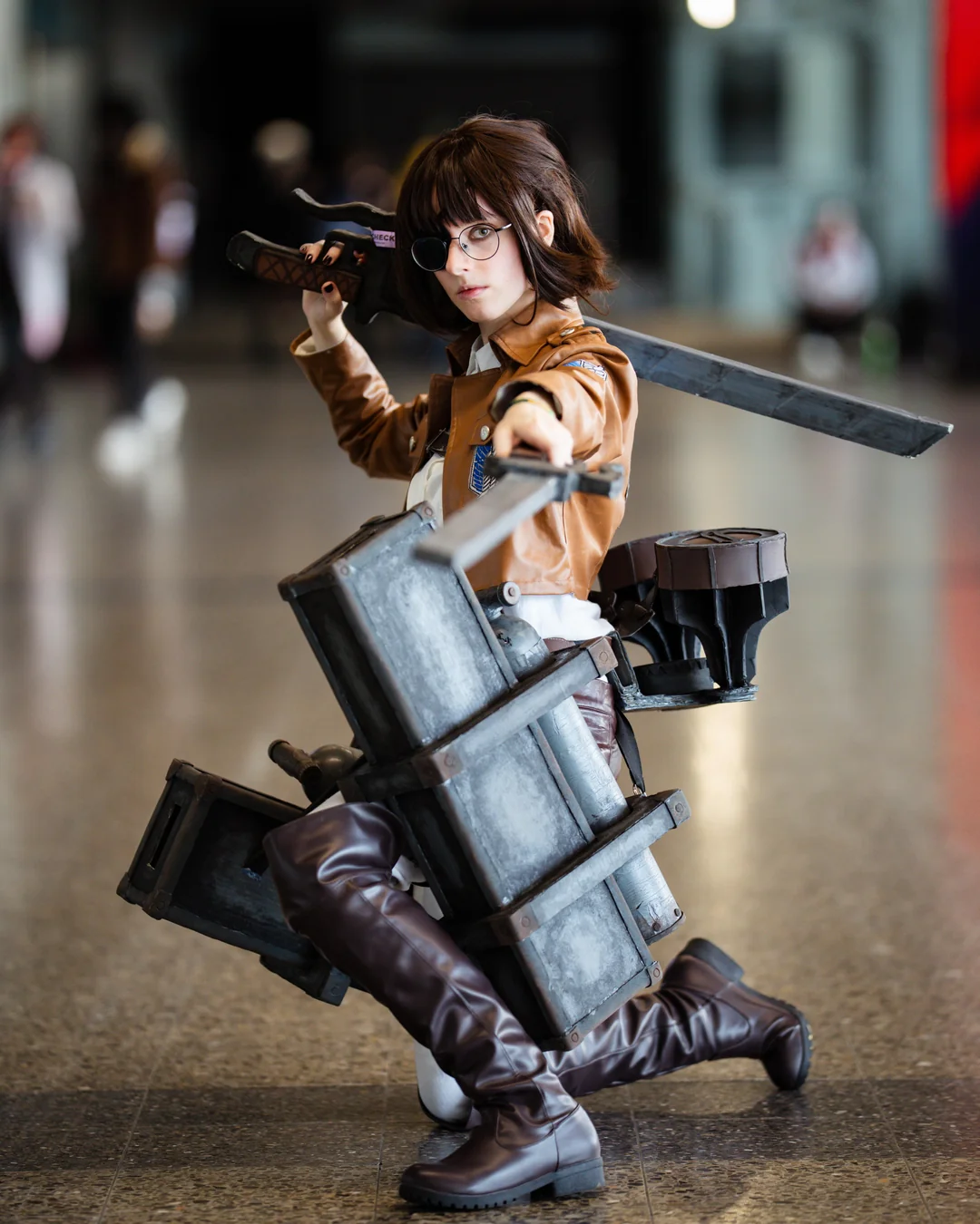 Hange Zoe (Attack on Titan) - cosplay por Ellio