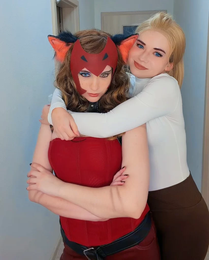 She-Ra e Felina cosplay