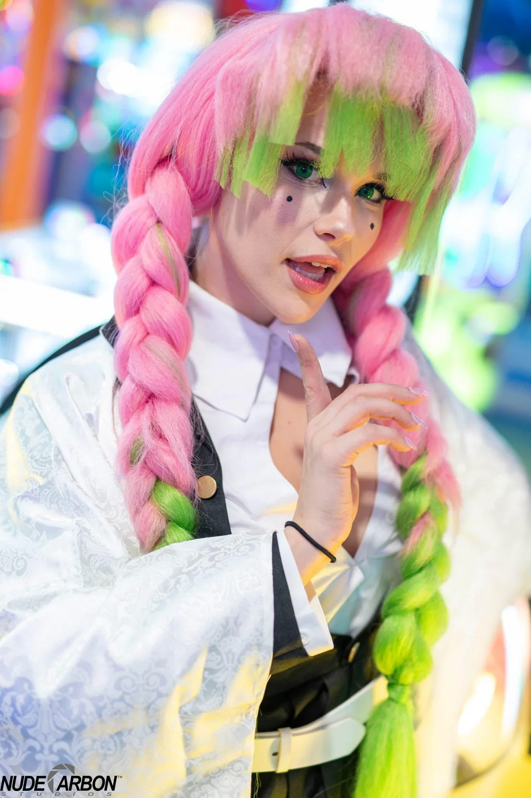 Mitsuri Kanjori - cosplay por Miryoku Daarin