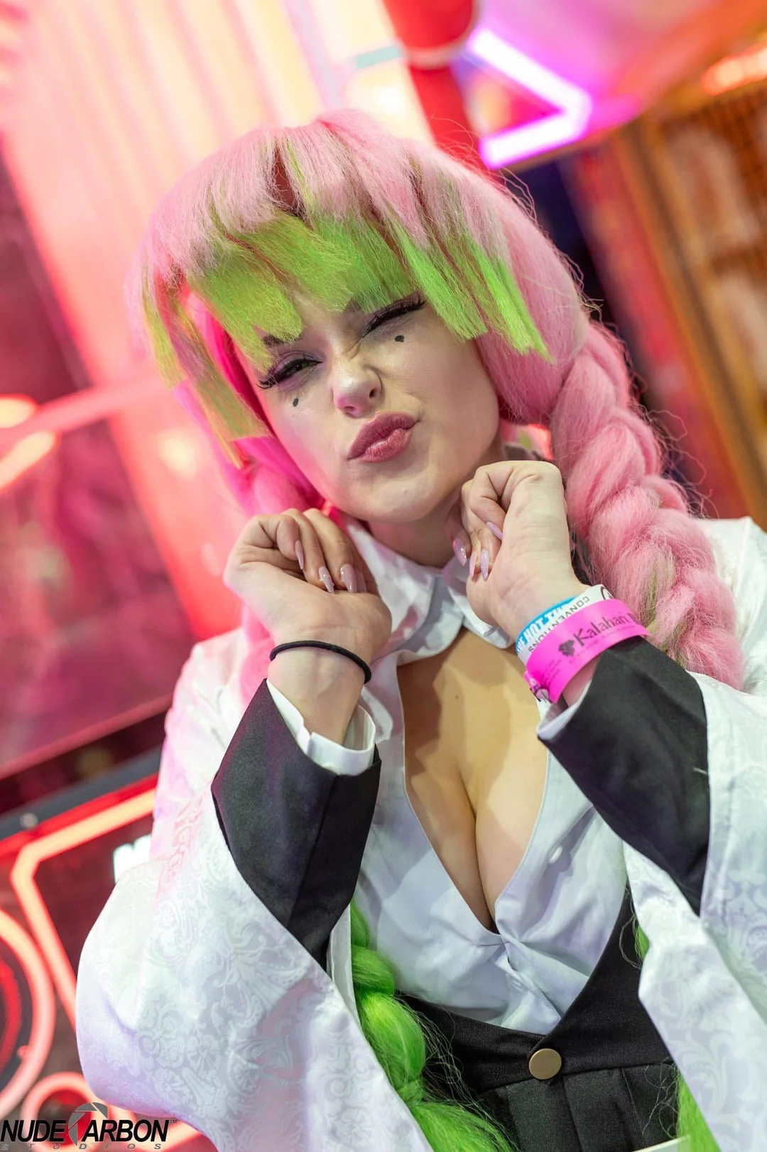 Mitsuri Kanjori - cosplay por Miryoku Daarin