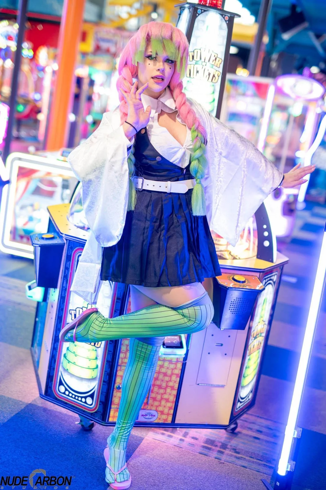 Mitsuri Kanjori - cosplay por Miryoku Daarin