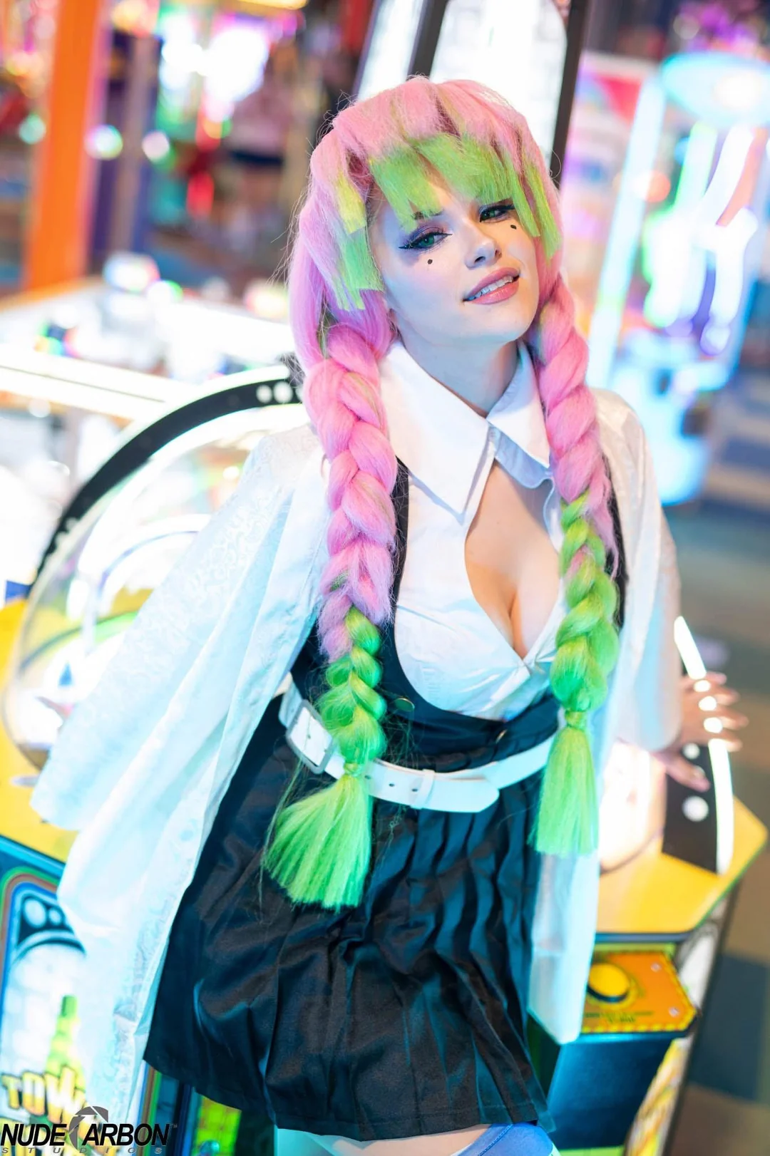Mitsuri Kanjori - cosplay por Miryoku Daarin