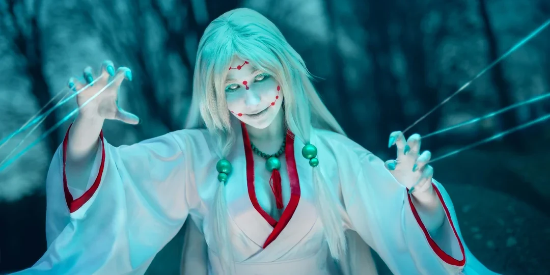 Spider Mother (Demon Slayer) - cosplay por Kira Cos