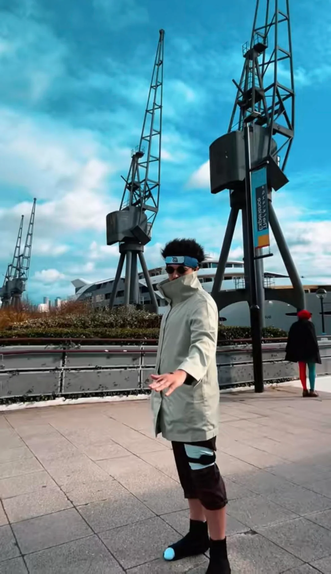 Aburame Shino - cosplay por TheBoyBeatty
