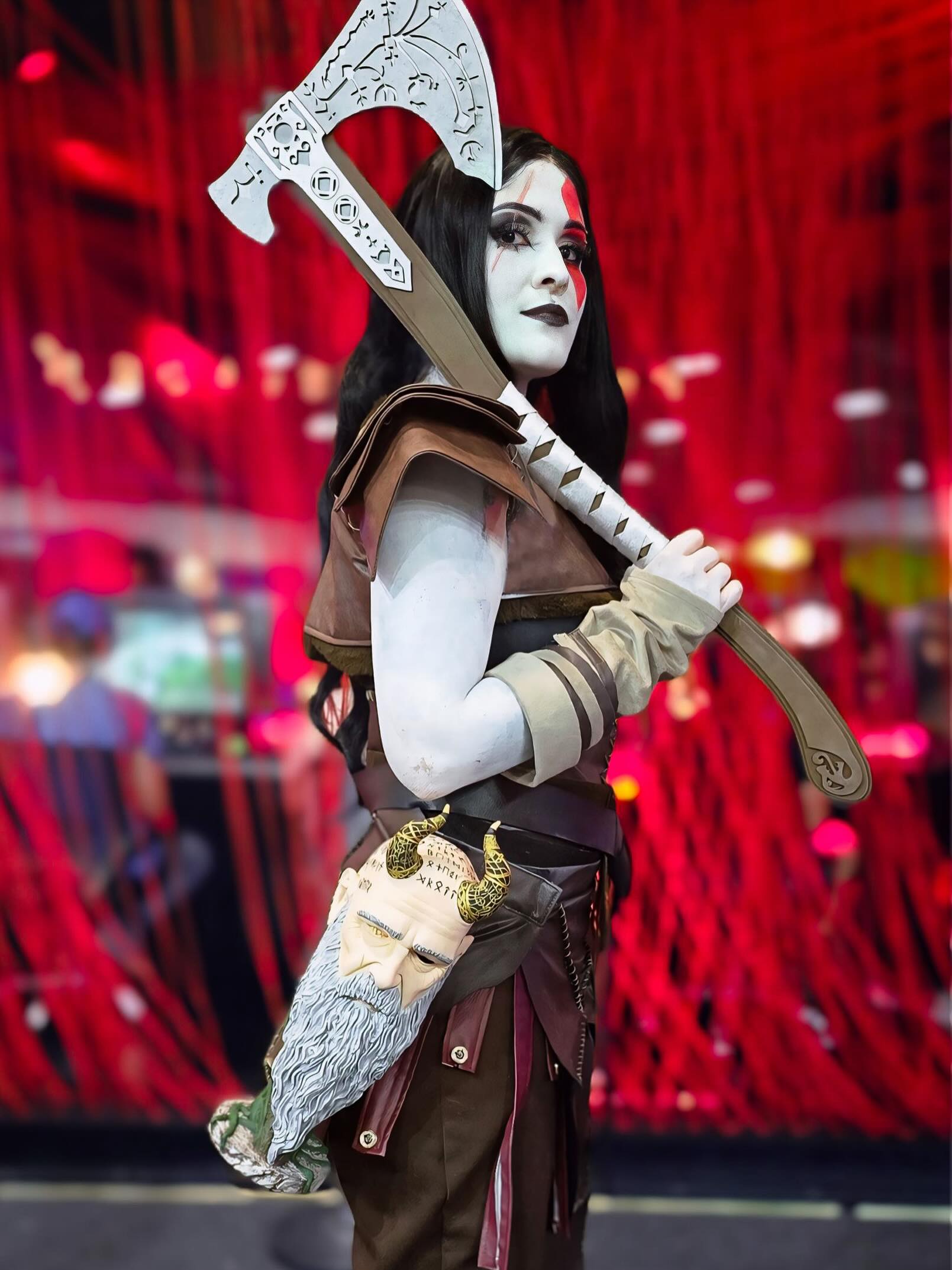 Kratos  (God of War) - genderbend por Dai Cosplay