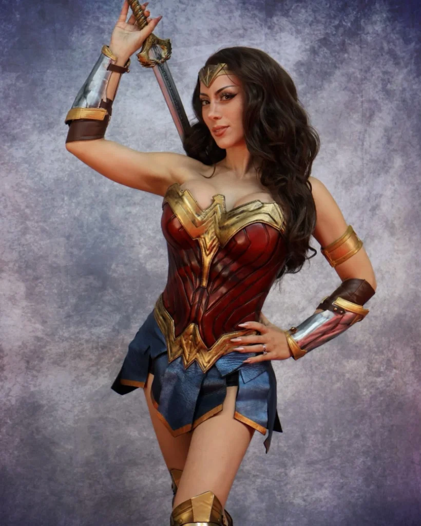 Mulher Maravilha - cosplay por Elizabeth Rage